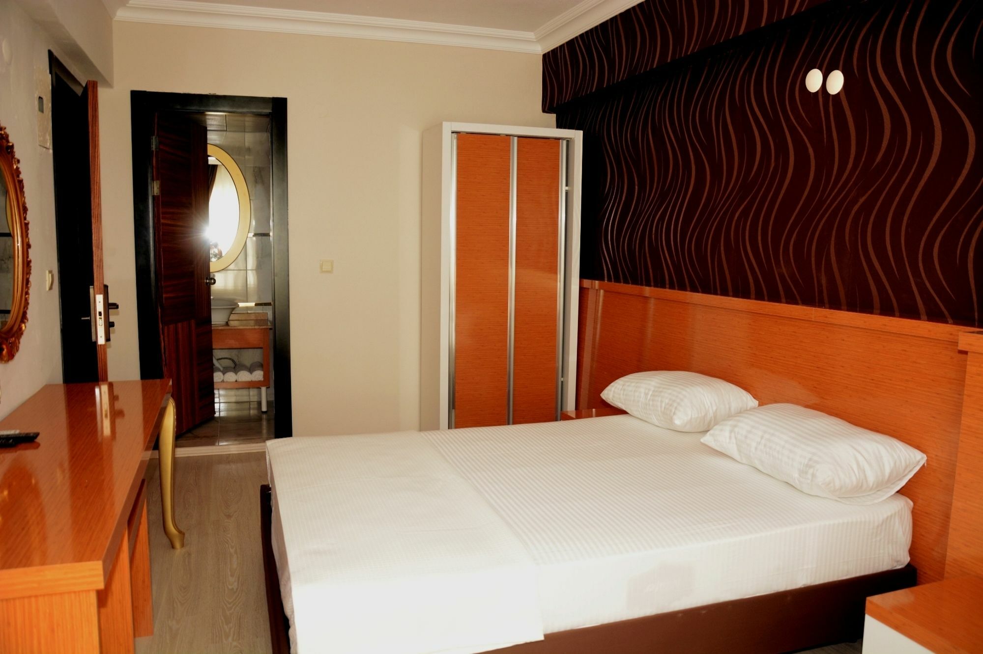 אנטליה Derin Suit Otel מראה חיצוני תמונה